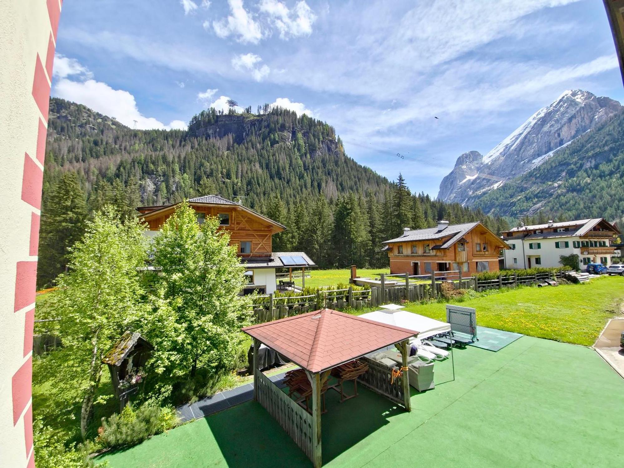 Residence Villa Flora By Ama Val Di Fassa Canazei Extérieur photo